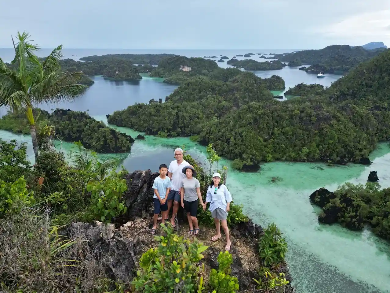 Puncak Harfat — Misool Raja Ampat